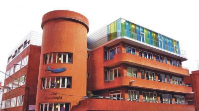 ESCUELA OFICIAL DE IDIOMAS SANTURTZI - EOI, Experiencia y aulas...